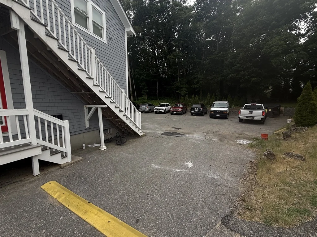 2 bed, 1 bath apartment for rent at 176 Court St Unit 4, Braintree Highlands — photo 3 of 19