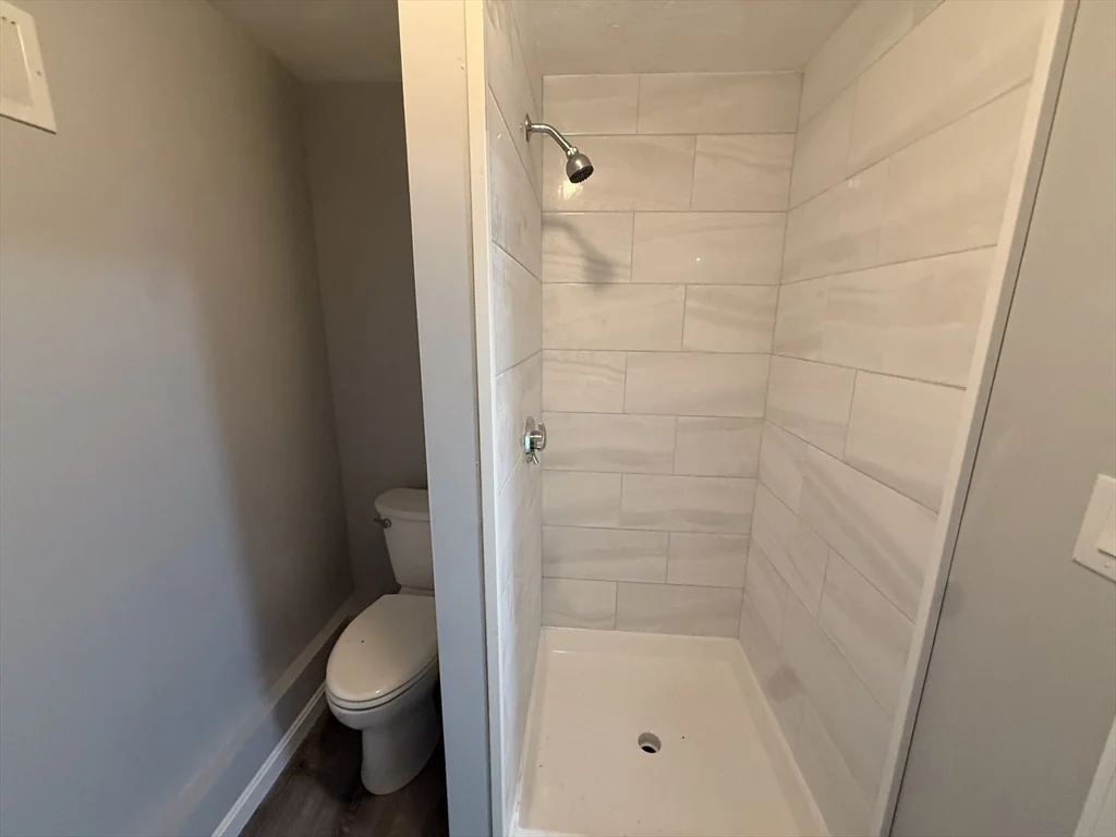 2 bed, 1 bath apartment for rent at 176 Court St Unit 4, Braintree Highlands — photo 11 of 19