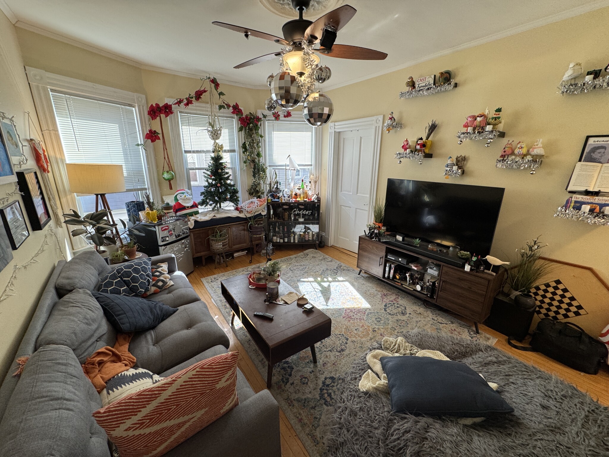 4 bed, 2.5 bath apartment for rent at 176 Elm St Unit 2, Wellington-Harrington — photo 2 of 66