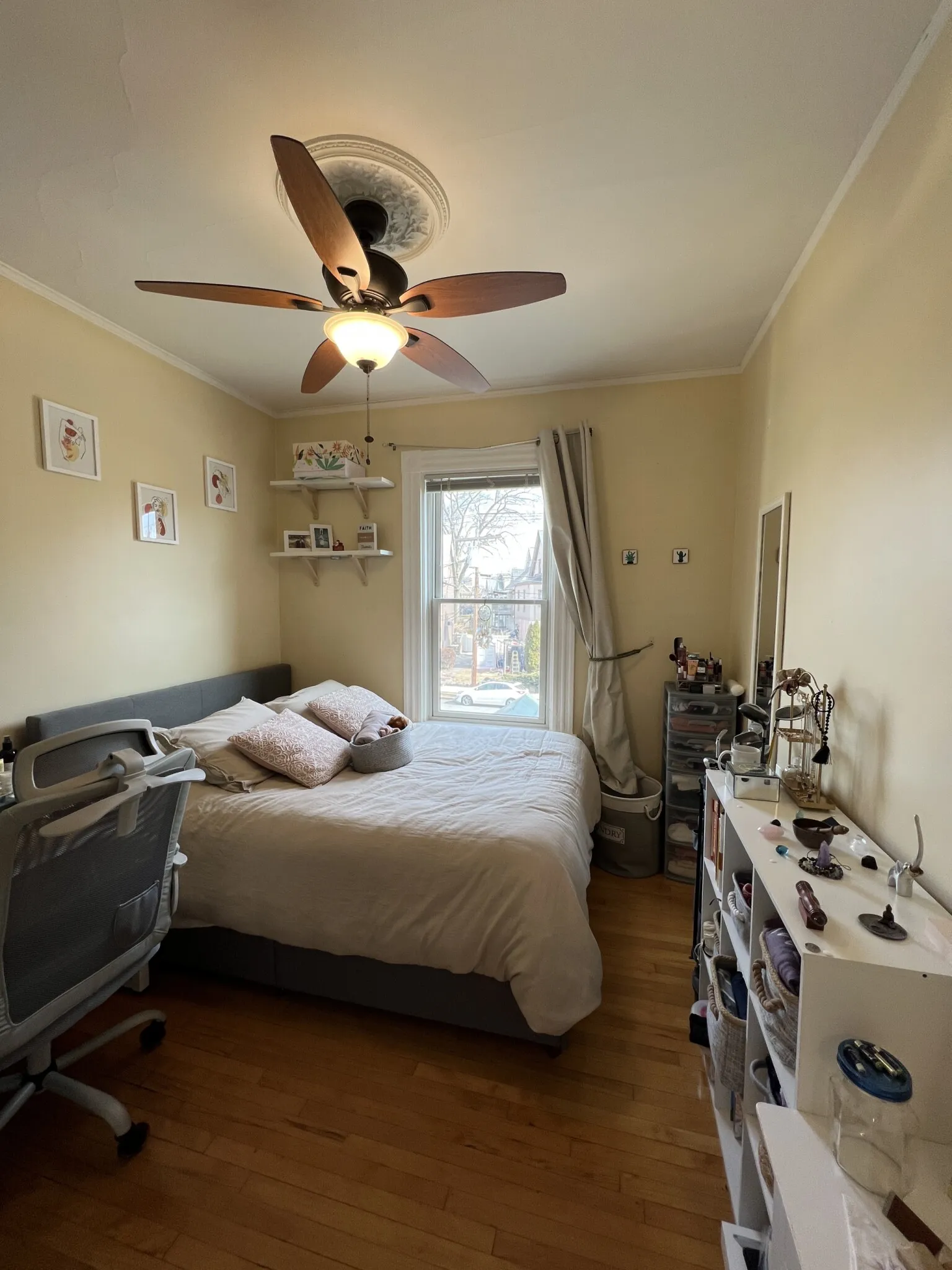 4 bed, 2.5 bath apartment for rent at 176 Elm St Unit 3, North Cambridge — photo 4 of 40