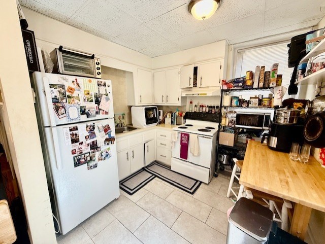 2 bed, 1 bath apartment for rent at 176 Endicott St Unit 2, North End