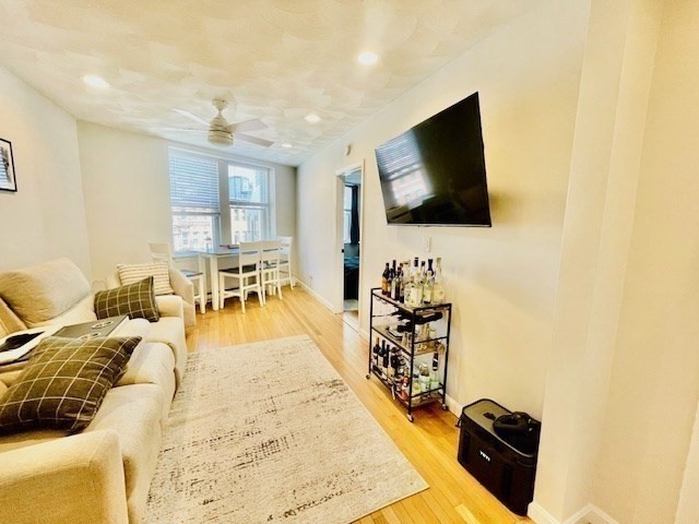 2 bed, 1 bath apartment for rent at 176 Endicott Unit 4, North End — photo 6 of 17