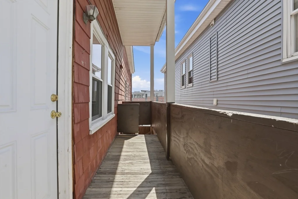 2 bed, 1 bath apartment for rent at 176 Ferry St Unit 3L, Everett — photo 24 of 26