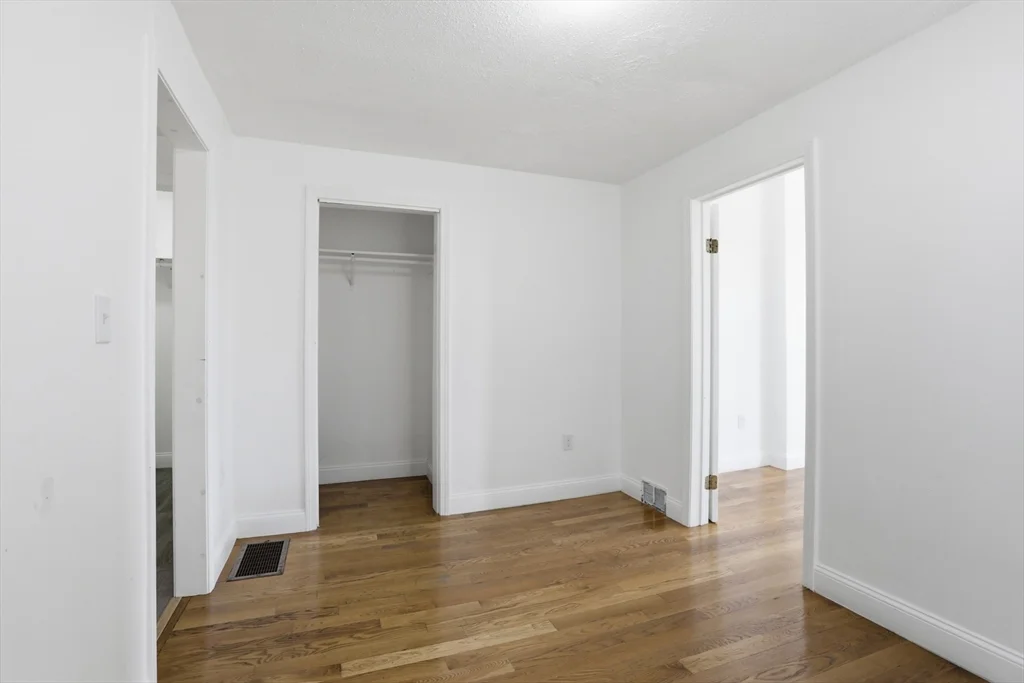 2 bed, 1 bath apartment for rent at 176 Ferry St Unit 3L, Everett — photo 19 of 26