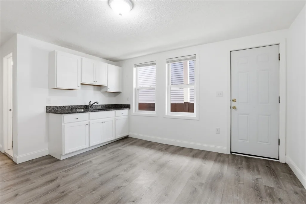 2 bed, 1 bath apartment for rent at 176 Ferry St Unit 3L, Everett — photo 6 of 26