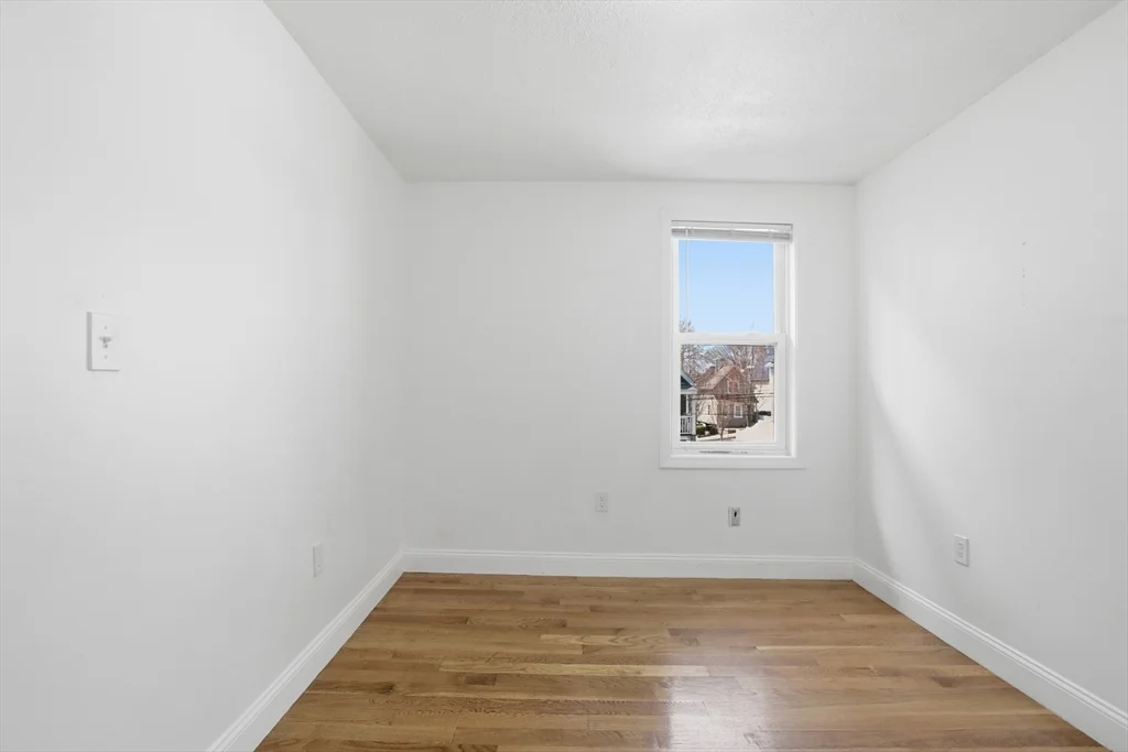 2 bed, 1 bath apartment for rent at 176 Ferry St Unit 3L, Everett — photo 12 of 26