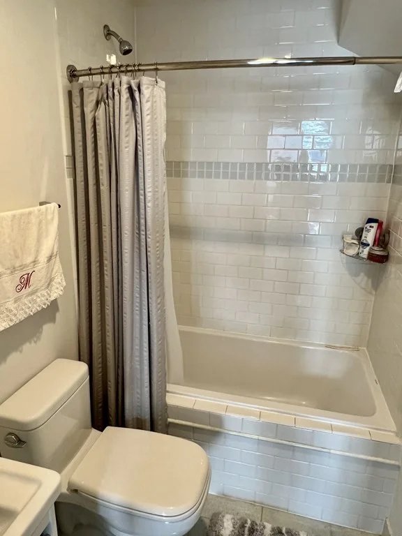 3 bed, 3.5 bath apartment for rent at 176 Franklin St Unit 176, East Cambridge — photo 8 of 16