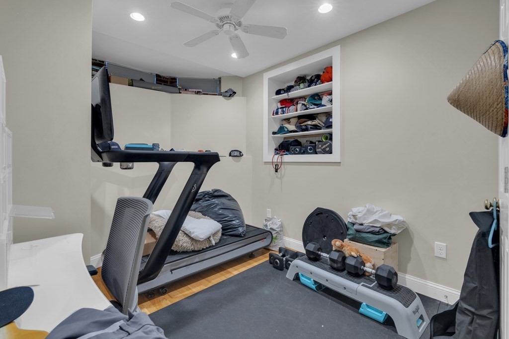 2 bed, 2 bath apartment for rent at 176 H St Unit 1, South Boston — photo 11 of 16