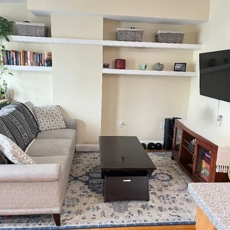 1 bed, 1 bath apartment for rent at 176 H Unit 3, South Boston — photo 2 of 8