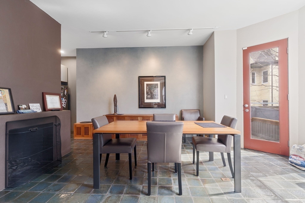 4 bed, 2 bath apartment for rent at 176 Hancock Unit 1, Mid Cambridge — photo 10 of 31