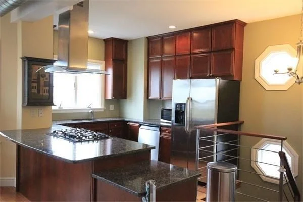 4 bed, 2 bath apartment for rent at 176 Hillside St Unit 3, Mission Hill