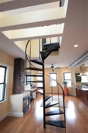 4 bed, 2 bath apartment for rent at 176 Hillside St Unit 3, Mission Hill — photo 3 of 12