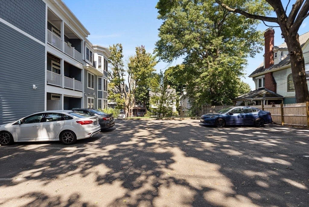2 bed, 2 bath apartment for rent at 176 Humboldt Ave Unit 7, Roxbury — photo 13 of 13