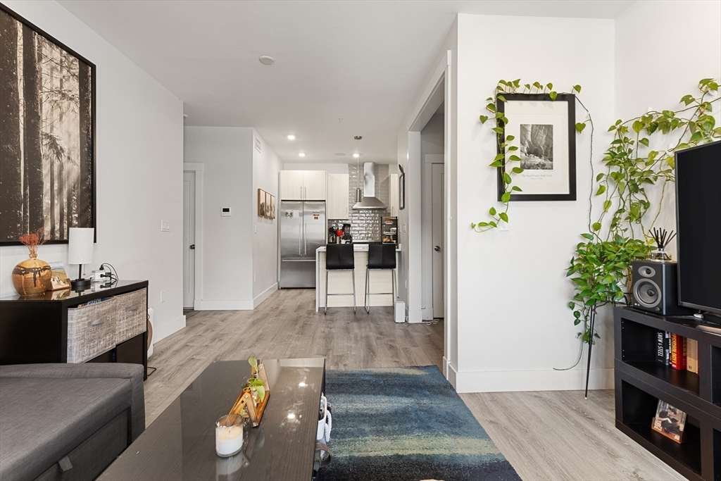 2 bed, 2 bath apartment for rent at 176 Humboldt Ave Unit 7, Roxbury — photo 5 of 13