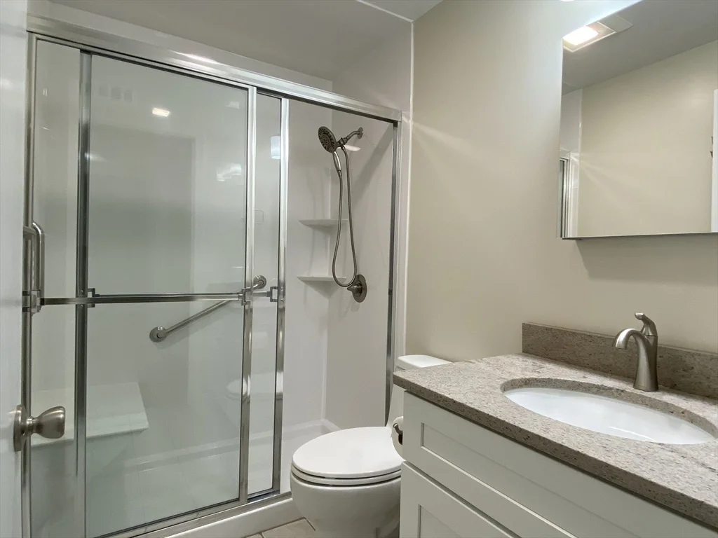 2 bed, 1 bath apartment for rent at 176 Maple Ave Unit 3-8, Rutland — photo 8 of 11