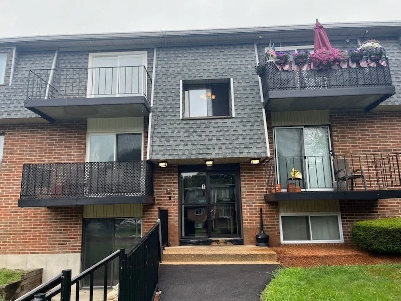 2 bed, 1 bath apartment for rent at 176 Maple Unit 1-1, Rutland