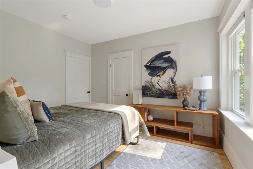 2 bed, 1 bath apartment for rent at 176 Naples Rd Unit 7, Coolidge Corner — photo 2 of 15