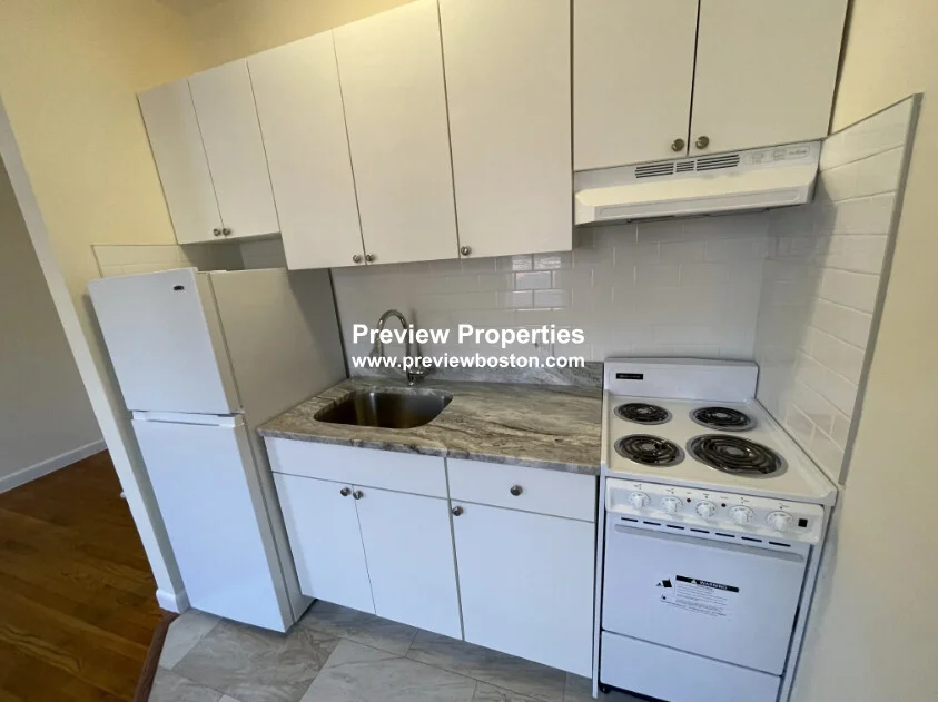 1 bed, 1 bath apartment for rent at 176 North Beacon St Unit 3AP, Brighton — photo 8 of 9