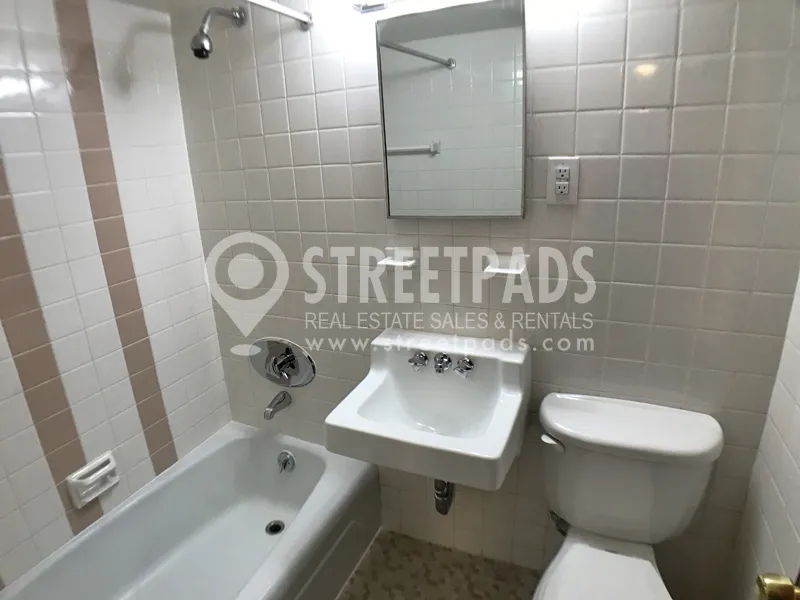 1 bed, 1 bath apartment for rent at 176 North Beacon St Unit BST, Brighton — photo 12 of 14