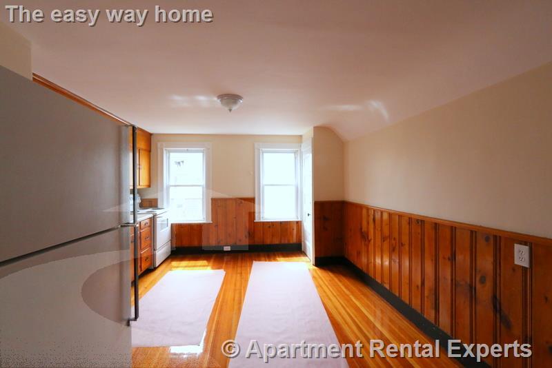 1 bed, 1 bath apartment for rent at 176 Powderhouse Blvd Unit 3, Teele Square — photo 4 of 12