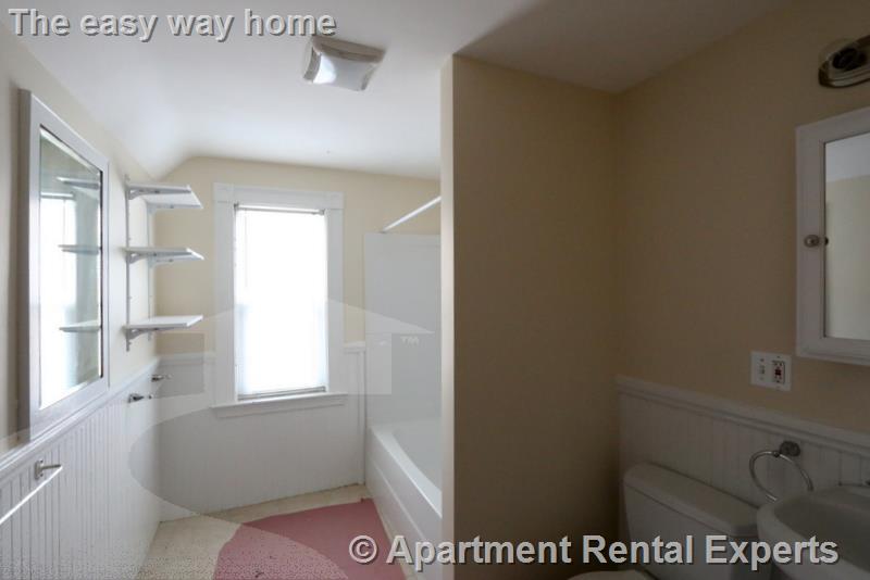 1 bed, 1 bath apartment for rent at 176 Powderhouse Blvd Unit 3, Teele Square — photo 3 of 12