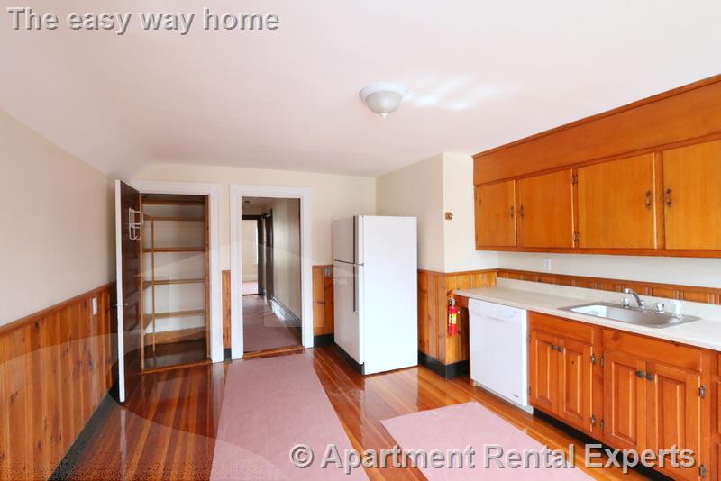 1 bed, 1 bath apartment for rent at 176 Powderhouse Blvd Unit 3, Teele Square