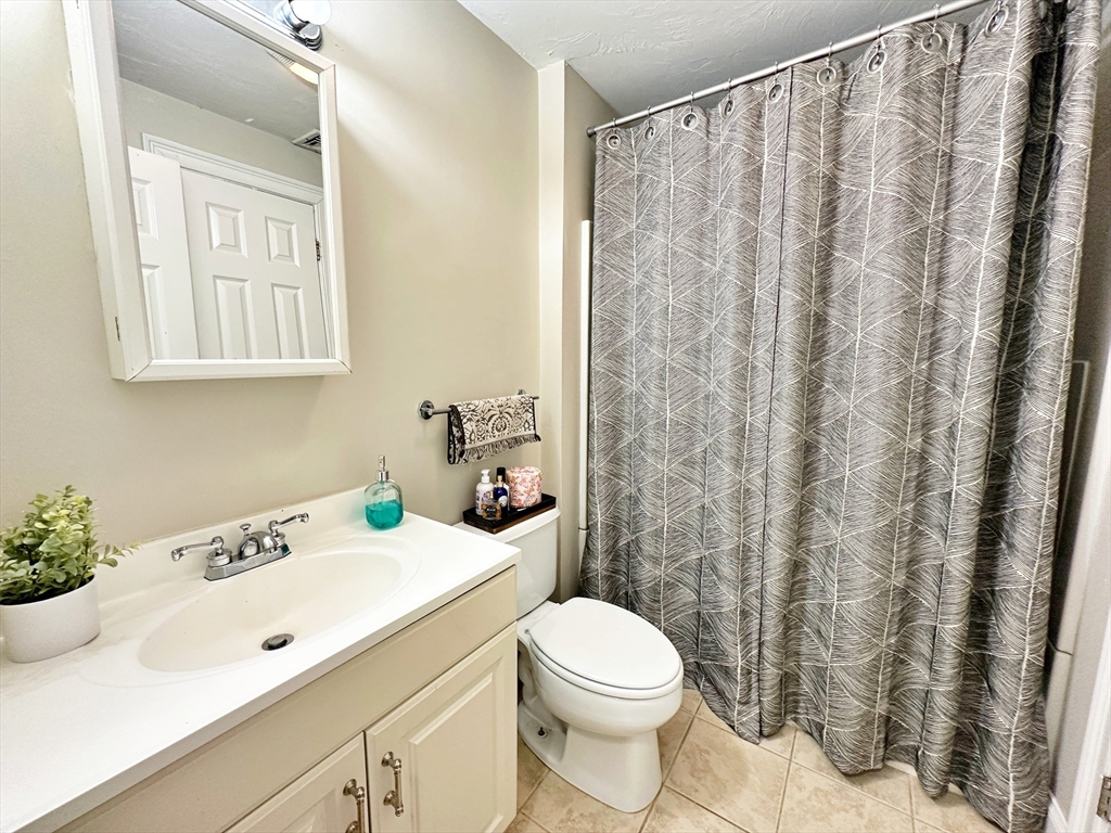 2 bed, 2 bath apartment for rent at 176 Princeton St Unit 2, East Boston — photo 17 of 19