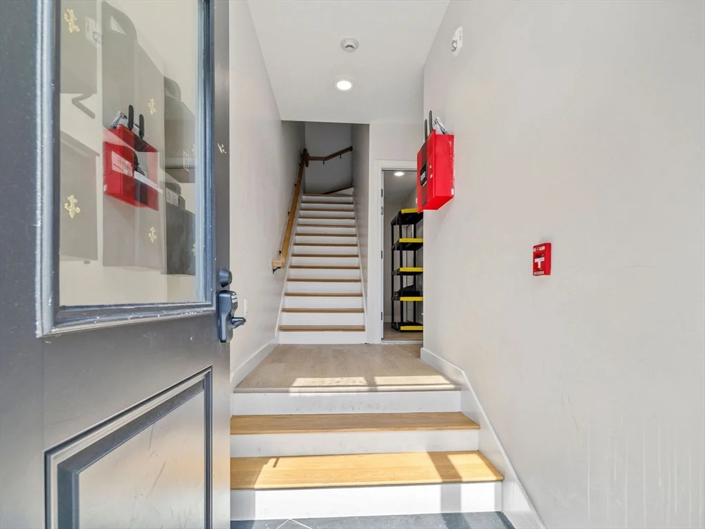 2 bed, 1 bath apartment for rent at 176 Salem St Unit 2, North End — photo 15 of 24
