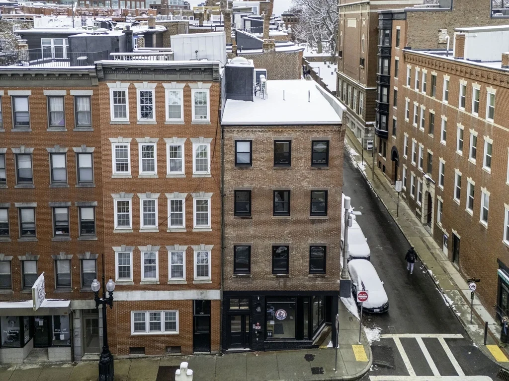 2 bed, 1 bath apartment for rent at 176 Salem St Unit 2, North End — photo 18 of 24