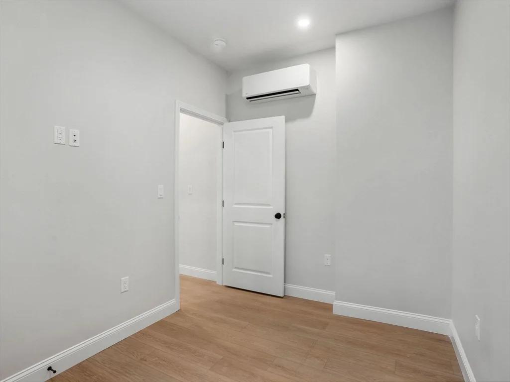 2 bed, 1 bath apartment for rent at 176 Salem St Unit 2, North End — photo 8 of 24