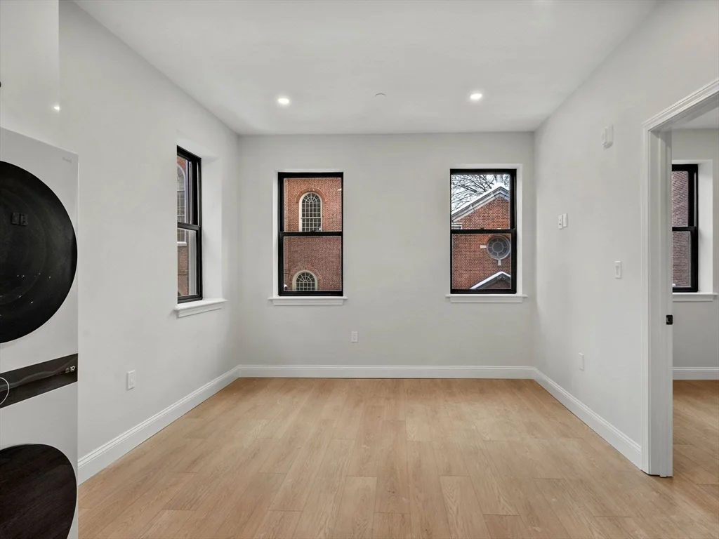 2 bed, 1 bath apartment for rent at 176 Salem St Unit 2, North End — photo 6 of 24