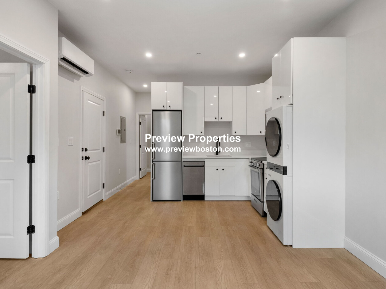 2 bed, 1 bath apartment for rent at 176 Salem St Unit 2P, North End