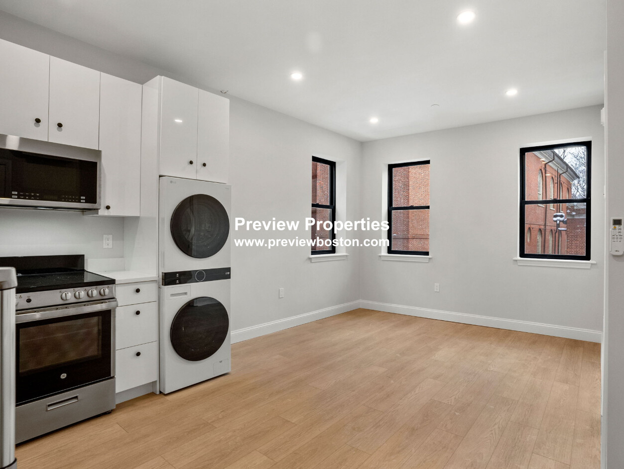 2 bed, 1 bath apartment for rent at 176 Salem St Unit 2P, North End — photo 3 of 14