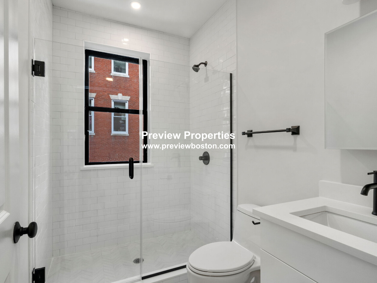 2 bed, 1 bath apartment for rent at 176 Salem St Unit 2P, North End — photo 8 of 14