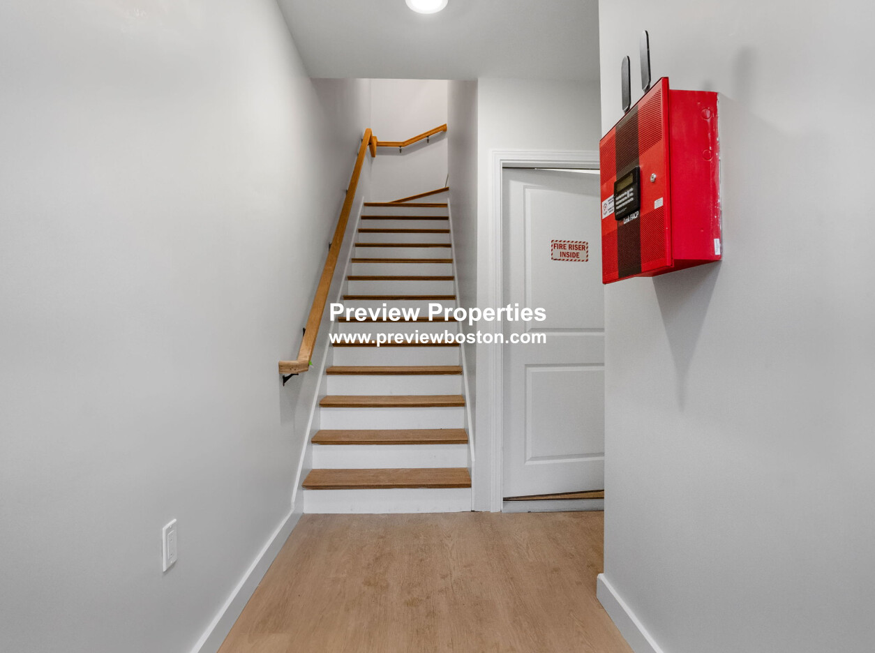 2 bed, 1 bath apartment for rent at 176 Salem St Unit 2P, North End — photo 11 of 14