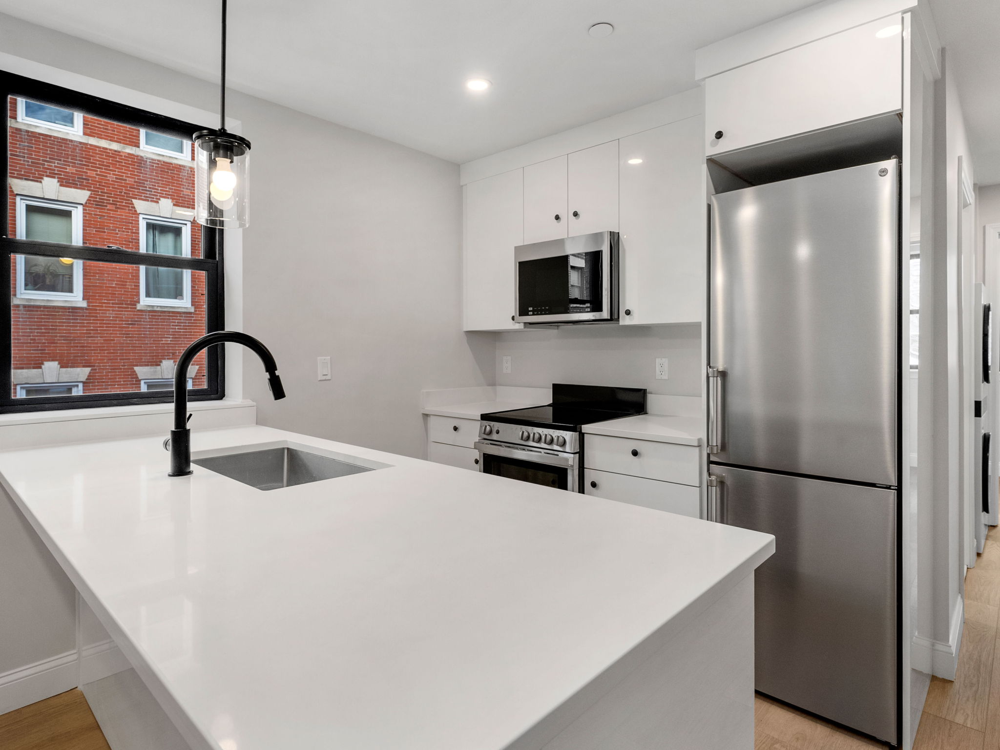 4 bed, 2 bath apartment for rent at 176 Salem St Unit 4, North End