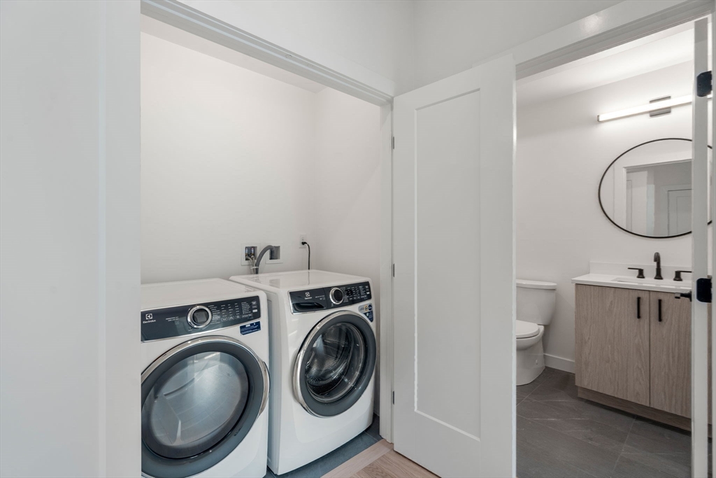 3 bed, 2 bath apartment for rent at 176 School St Unit D, Jamaica Plain — photo 12 of 22