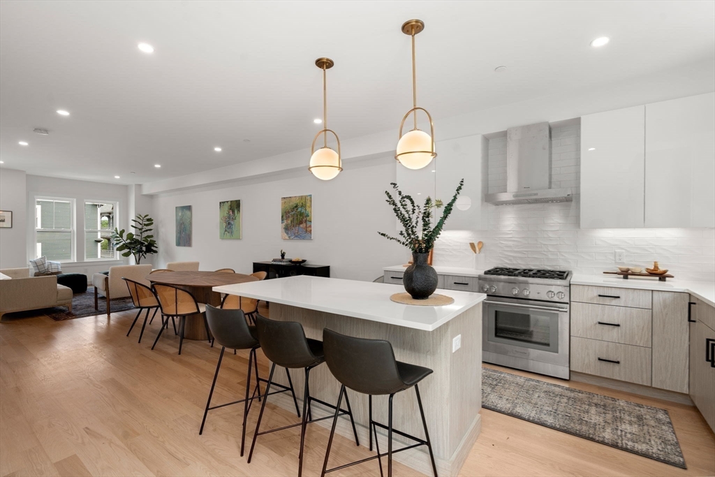 3 bed, 2 bath apartment for rent at 176 School St Unit D, Jamaica Plain — photo 6 of 22