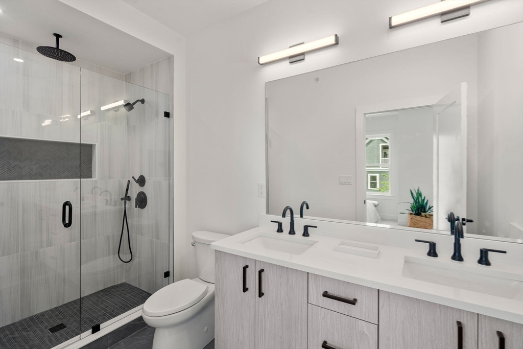 3 bed, 2 bath apartment for rent at 176 School St Unit D, Jamaica Plain — photo 17 of 22