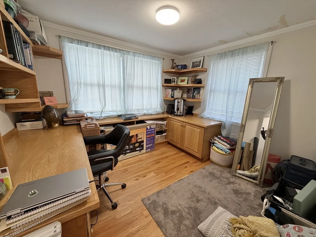 2 bed, 1 bath apartment for rent at 176 Upland Ave Unit Single Fam, Newton — photo 6 of 29