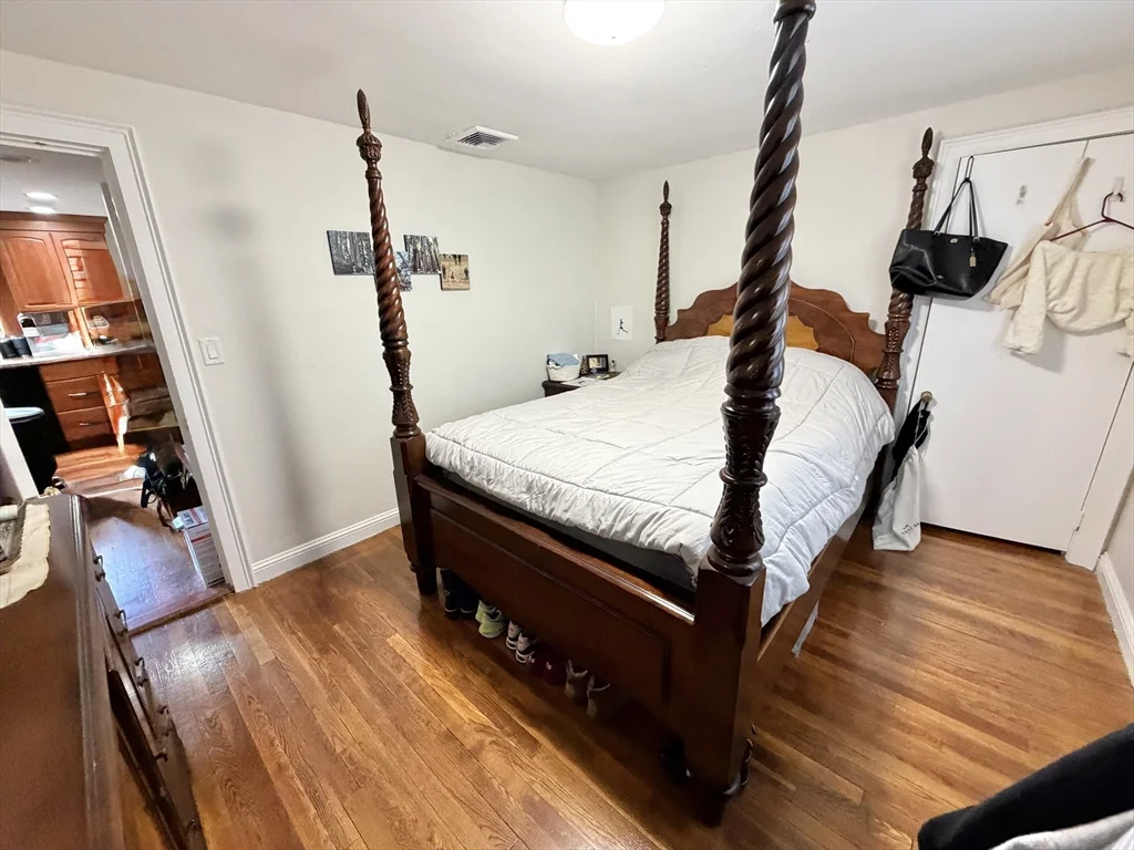 2 bed, 1 bath apartment for rent at 176 Upland Ave Unit Single Fam, Newton — photo 12 of 29