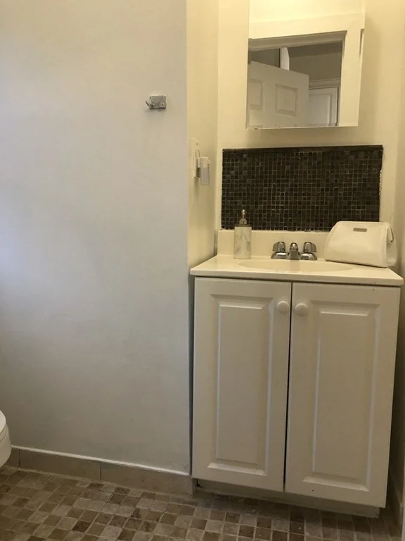 1 bed, 1 bath apartment for rent at 176 W Sixth St Unit 2, South Boston — photo 7 of 10