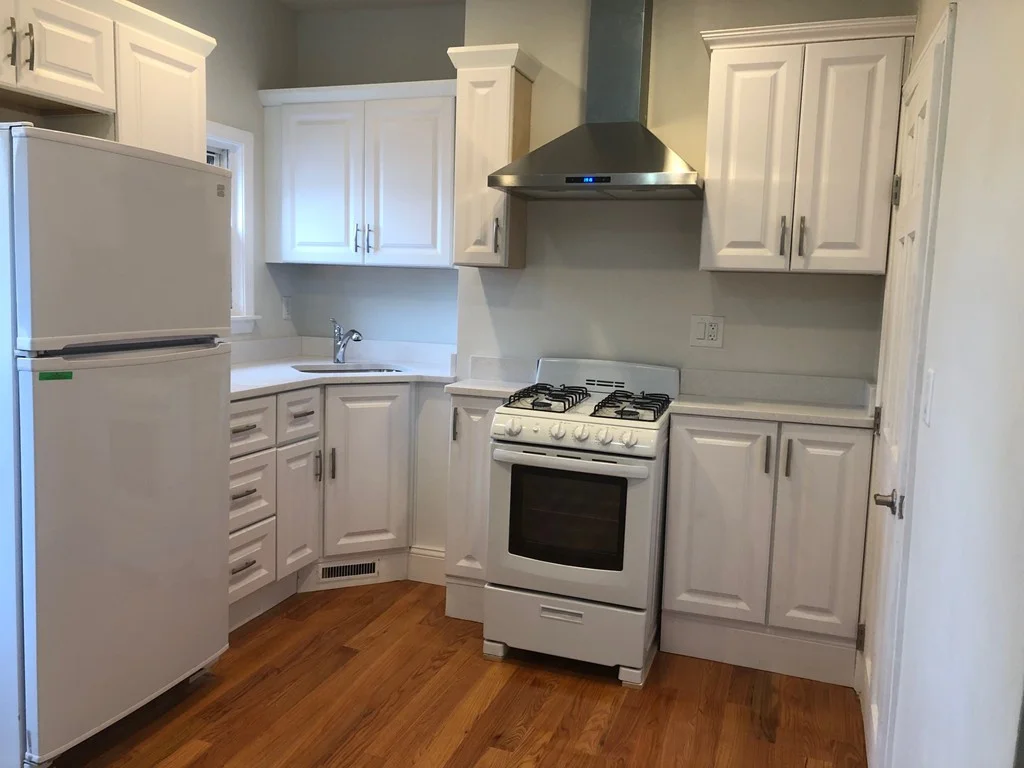 1 bed, 1 bath apartment for rent at 176 W Sixth St Unit 3, South Boston — photo 1 of 13