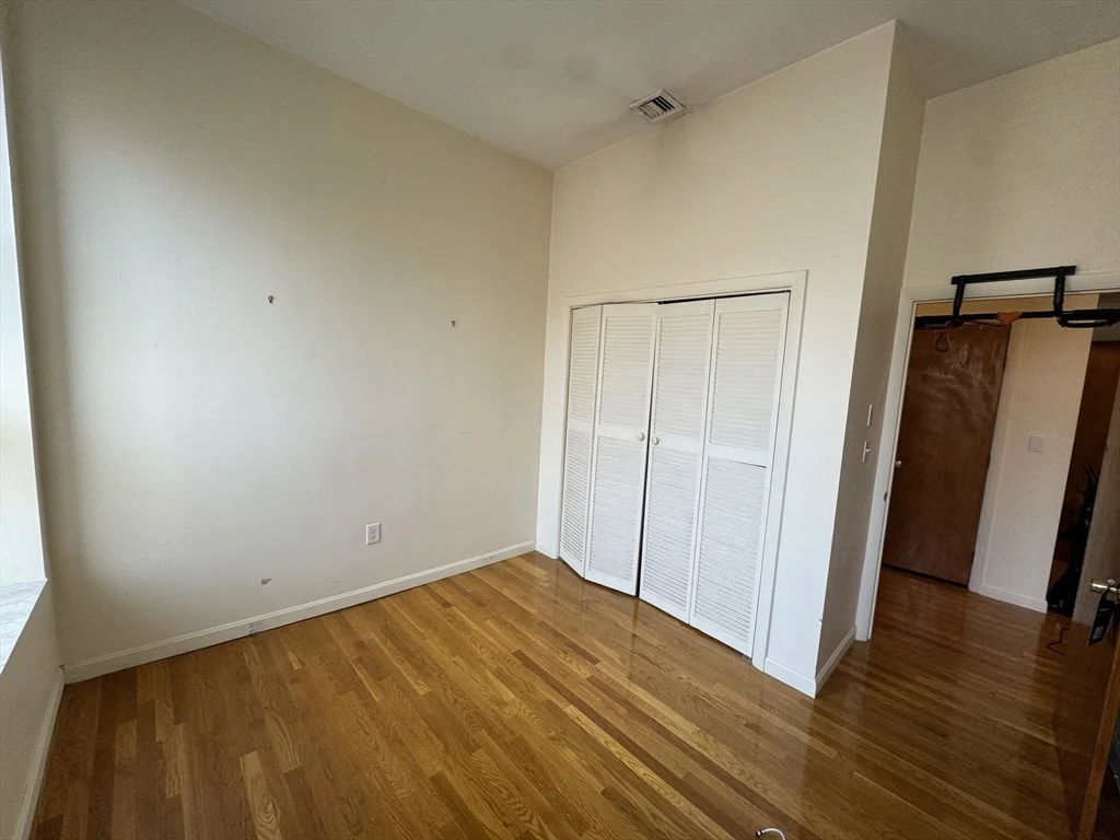 1 bed, 1 bath apartment for rent at 176 W Springfield St Unit 2, South End — photo 5 of 6