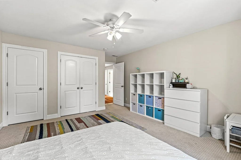 4 bed, 3 bath apartment for rent at 176 Washington St Unit 176, Reading — photo 20 of 39