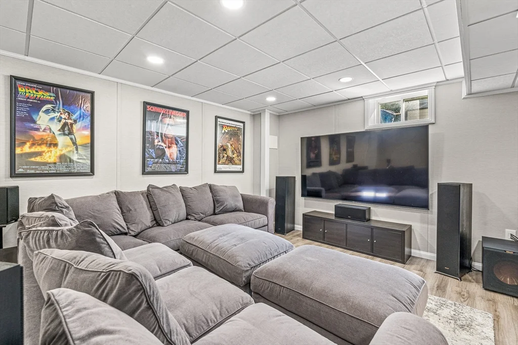 4 bed, 3 bath apartment for rent at 176 Washington St Unit 176, Reading — photo 36 of 39
