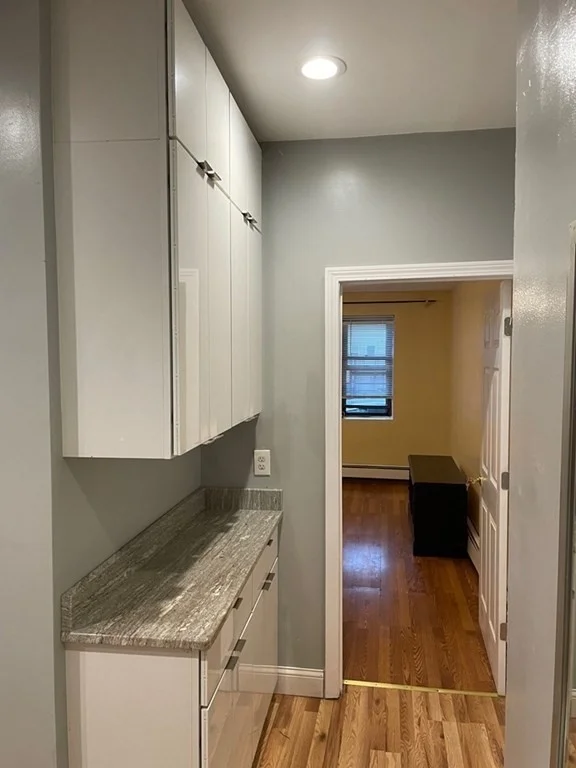 1 bed, 1 bath apartment for rent at 176 West Sixth St Unit 1, South Boston — photo 3 of 12