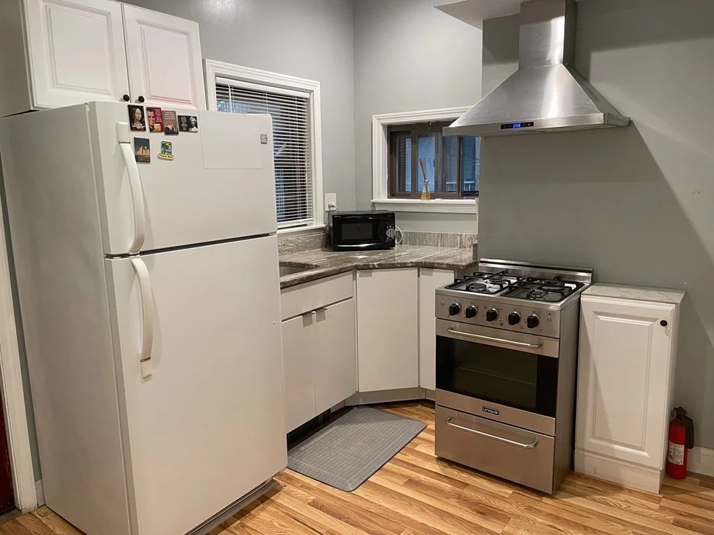 1 bed, 1 bath apartment for rent at 176 West Sixth St Unit 1, South Boston