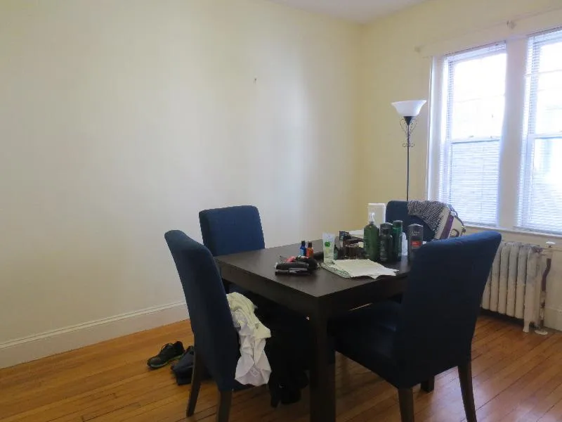 3 bed, 1 bath apartment for rent at 176 Winthrop Rd Unit 5, Aspinwall Hill — photo 7 of 10