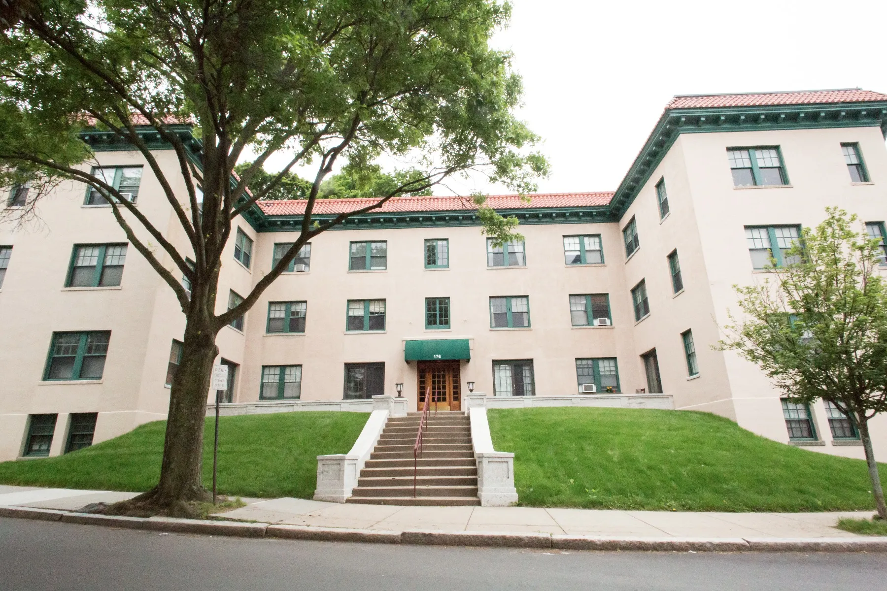 3 bed, 1 bath apartment for rent at 176 Winthrop Rd Unit 5, Aspinwall Hill — photo 10 of 10